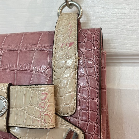 GUESS // shoulder bag // pink+cream //croc-embossed // bow+heart // rhinestones - Picture 10 of 17